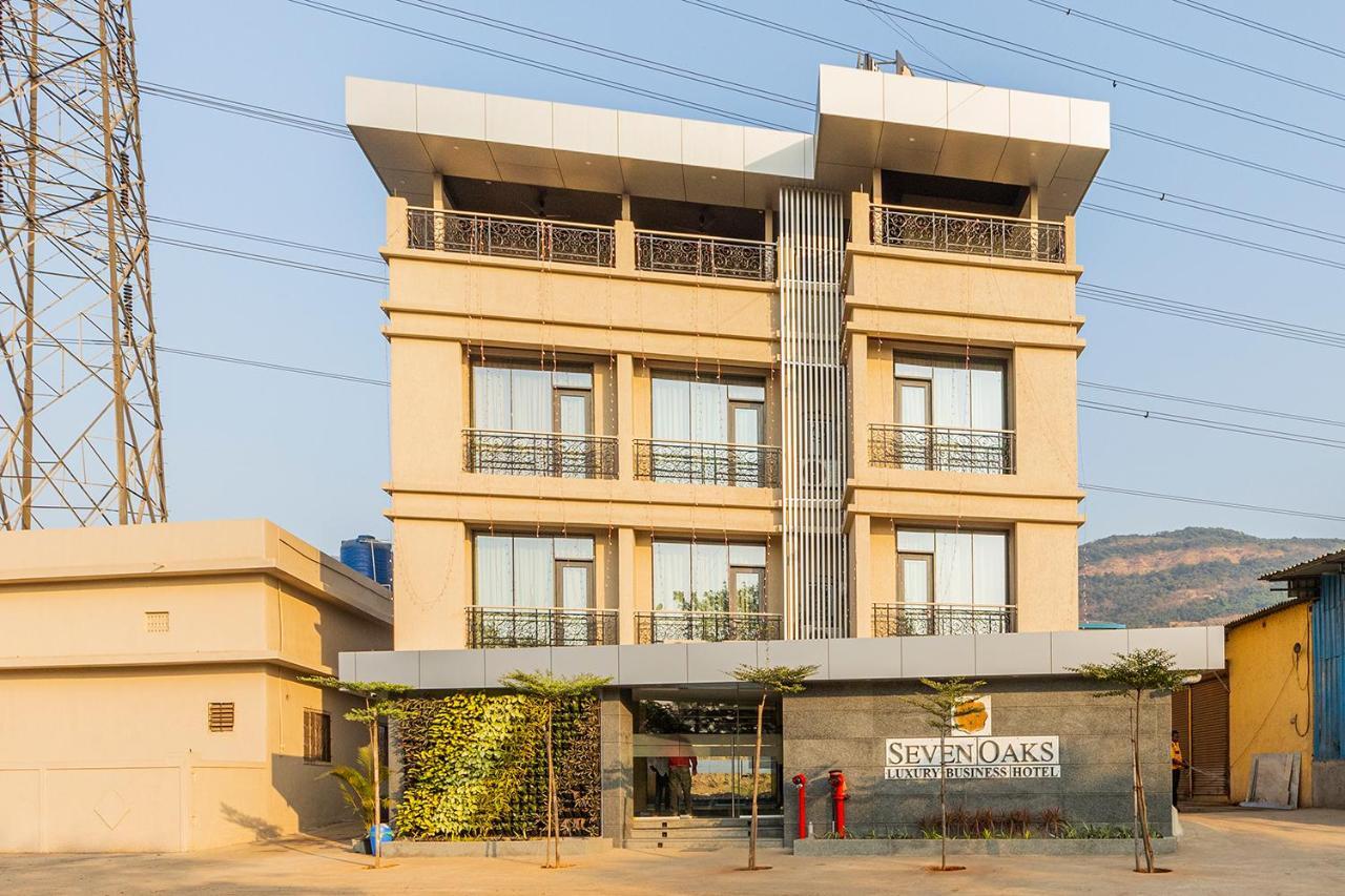 七橡树酒店 纳威孟买 外观 照片